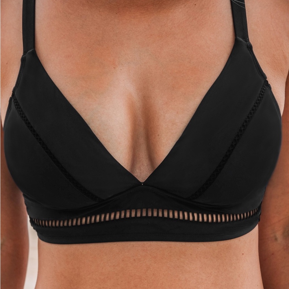 Cupshe Black Women's Bikini Top